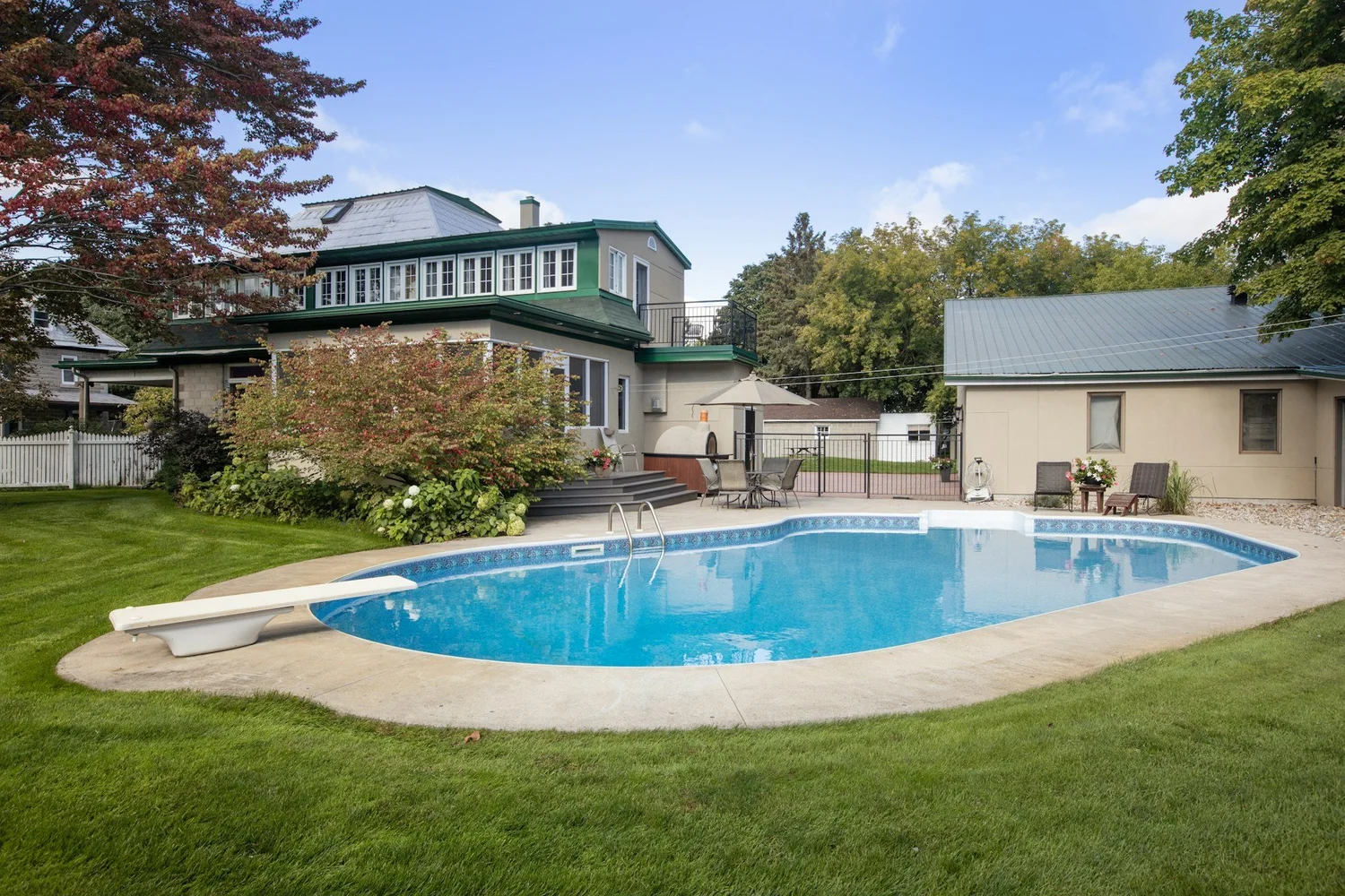 Fixing Noisy Pool Plumbing in Los Angeles: Air, Water Hammer, Cavitation, Leaks