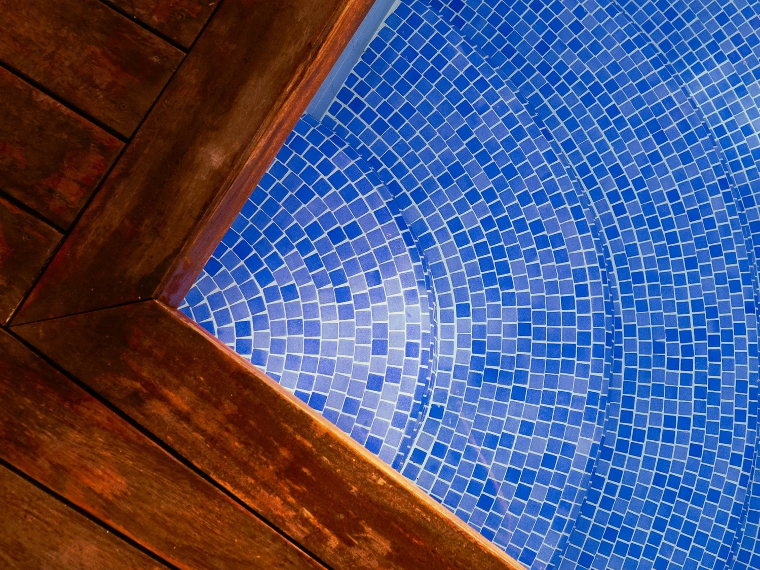 Decoding Pool Plumbing Layouts in Los Angeles Backyards