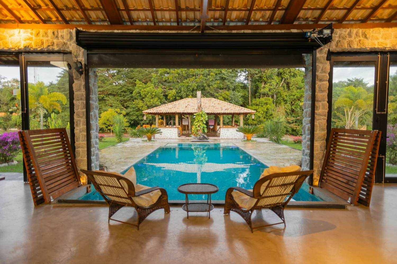 Why Custom Pools Are Great for Spring Backyard Fun