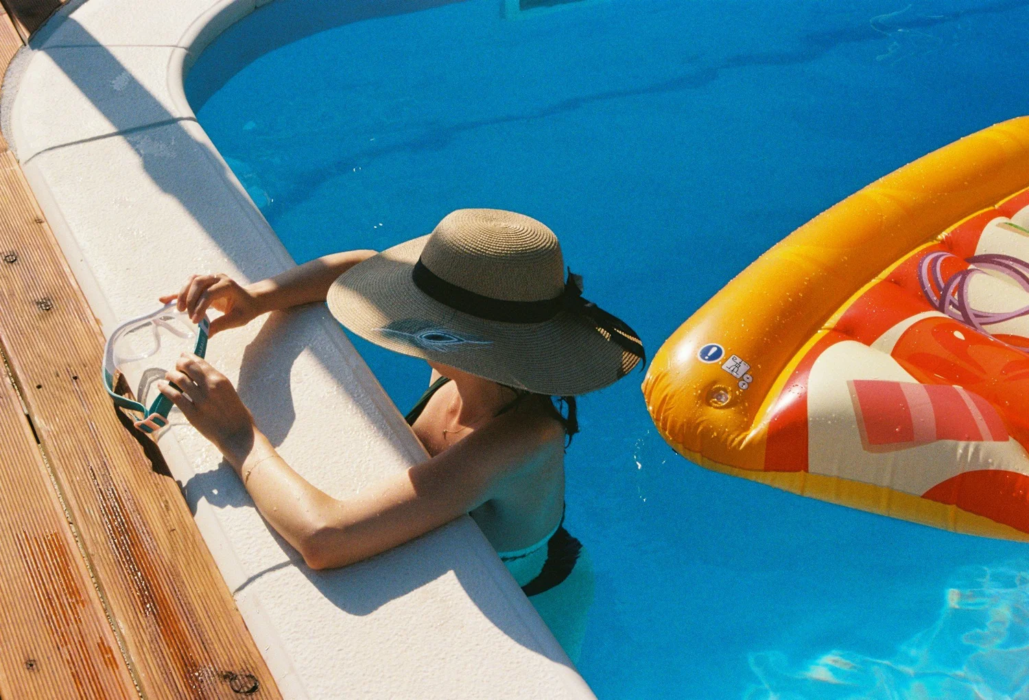 Architect-Integrated Pool Equipment Pads in Los Angeles: Hidden and Quiet